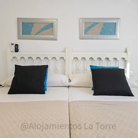 Casa Familiar Pueblo Rocio - La Torre Holiday home *