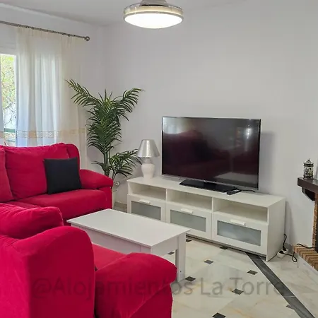 Casa Familiar Pueblo Rocio - La Torre