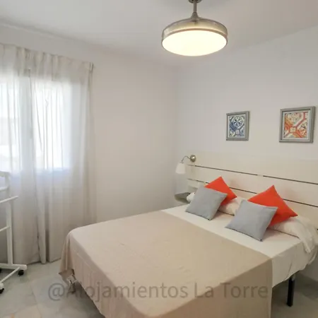 Holiday home Casa Familiar Pueblo Rocio - La Torre *